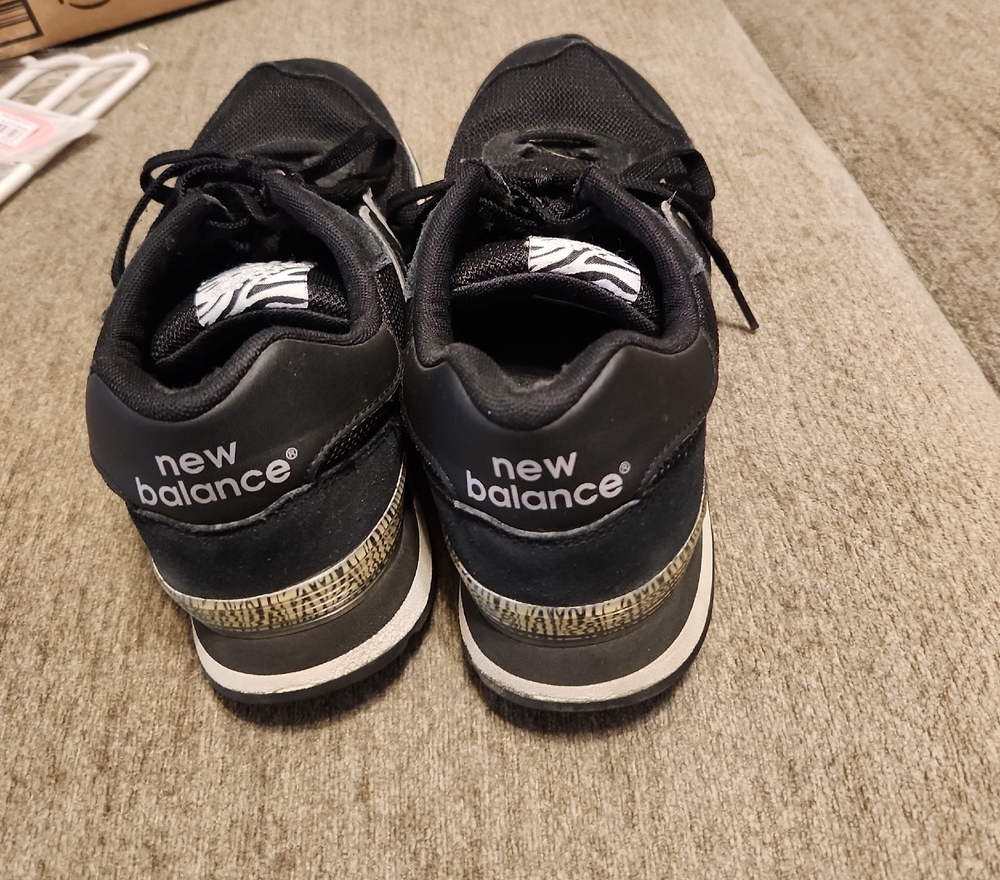 New Balance Black Sneakers Classic Design